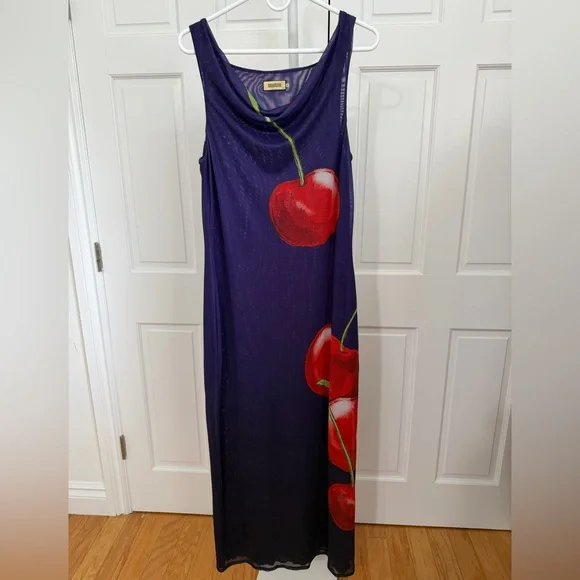 Preloved Muma World / Revolve Night Cherry Midi Dress Size XL - Picture 2 of 6